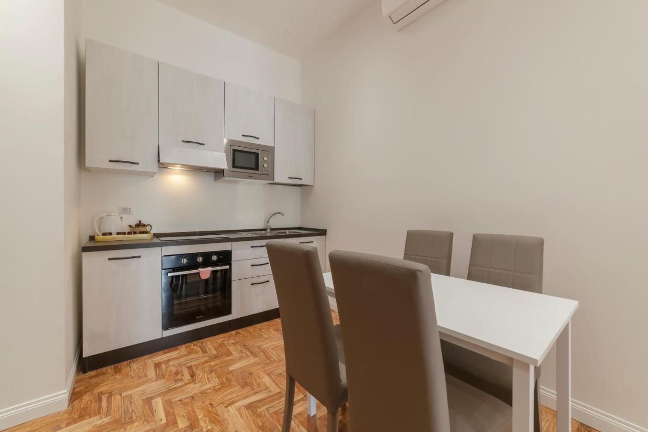 Rione Prati Elegant Apartment With Balcony Rome Luaran gambar