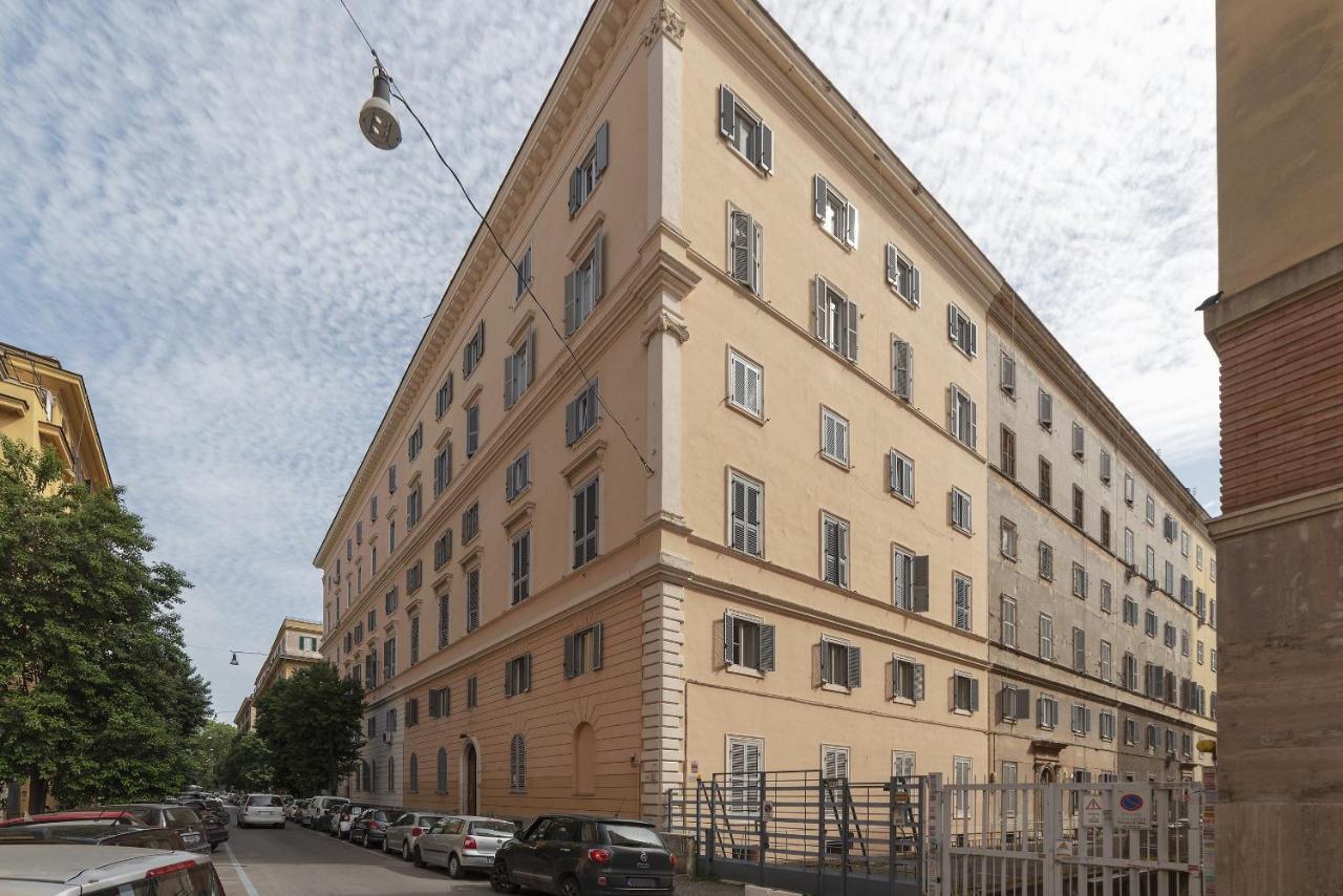 Rione Prati Elegant Apartment With Balcony Rome Luaran gambar